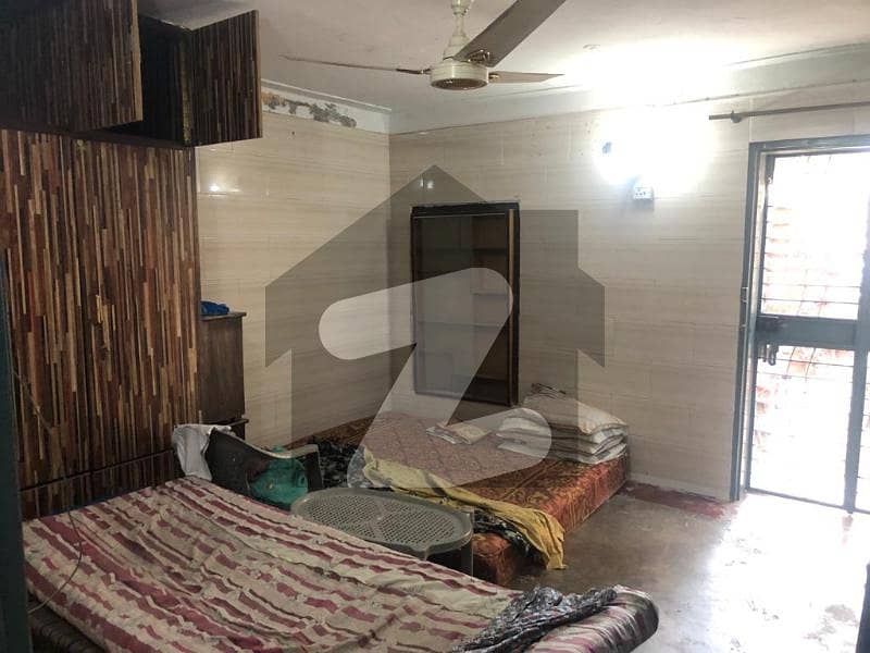 Beautiful Neat House's Portion 1 Bed , Tv Lounge Kitchen , Washroom . 2 Doors 1 Open From Saheen Colony And One From Madina Colony