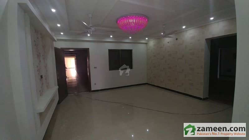 5 Bedroom Apartment With Two Main Entrances Makkah Tower