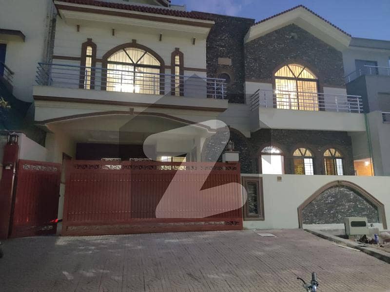 1 Kanal Double Storey House Available In G13