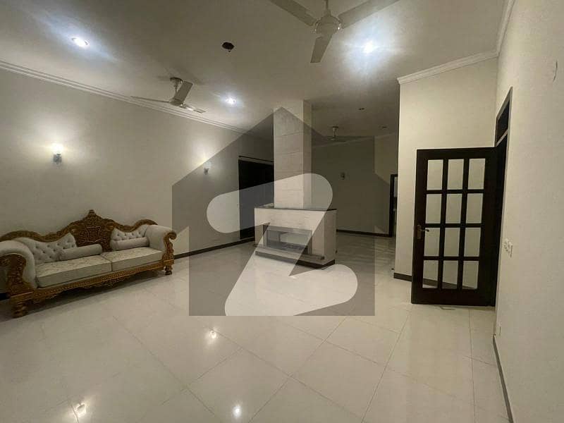 1 Kanal Residential Beautiful House For Rent In Phase 5