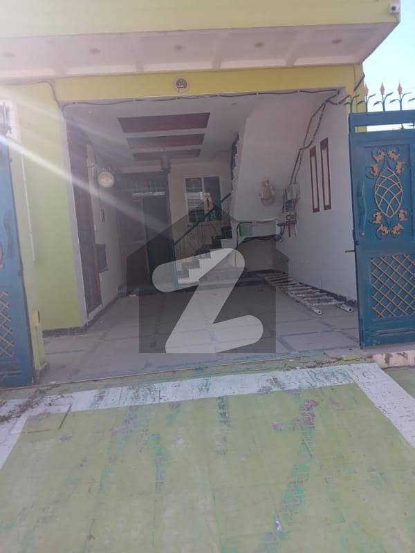 آئی ۔ 14/3 آئی ۔ 14 اسلام آباد میں 4 کمروں کا 7 مرلہ مکان 2.3 کروڑ میں برائے فروخت۔