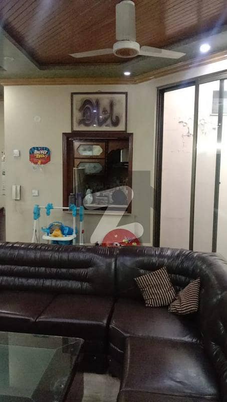 وسن پورہ لاہور میں 7 کمروں کا 7 مرلہ مکان 2.25 کروڑ میں برائے فروخت۔