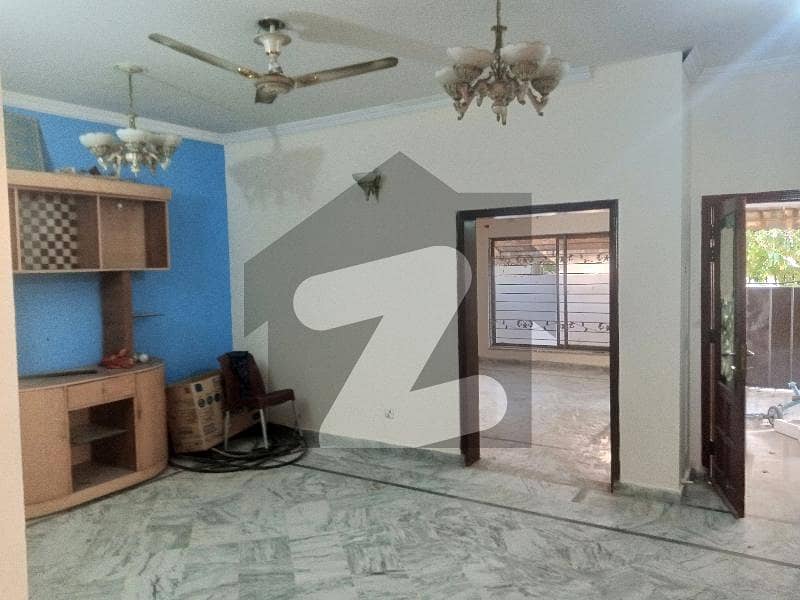 Usman Block 7 Marla Ground Portion For Rent Bahria Town Phase 8 Usman