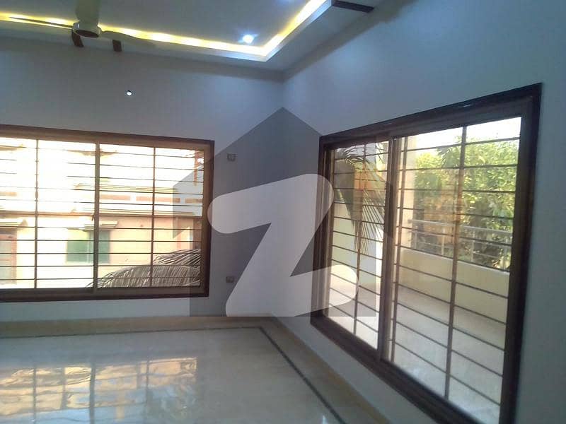4 BED DD 1st Floor Available For RENT In PCSIR SOCIETY