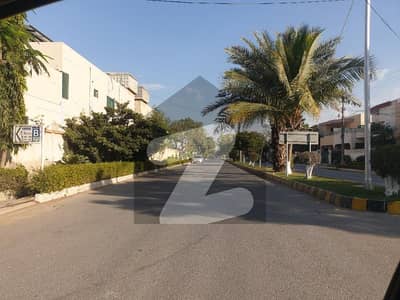 240 Sq Yard Leased Plot For Sale