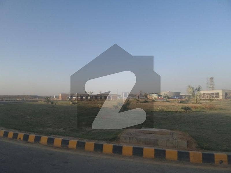 Ideally Located Commercial Plot Of 200 Square Yards Is Available For sale In Karachi