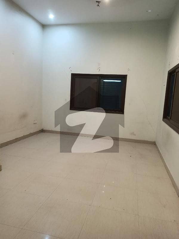 ڈی ایچ اے فیز 7 ایکسٹینشن ڈی ایچ اے ڈیفینس کراچی میں 4 کمروں کا 4 مرلہ مکان 2.9 کروڑ میں برائے فروخت۔