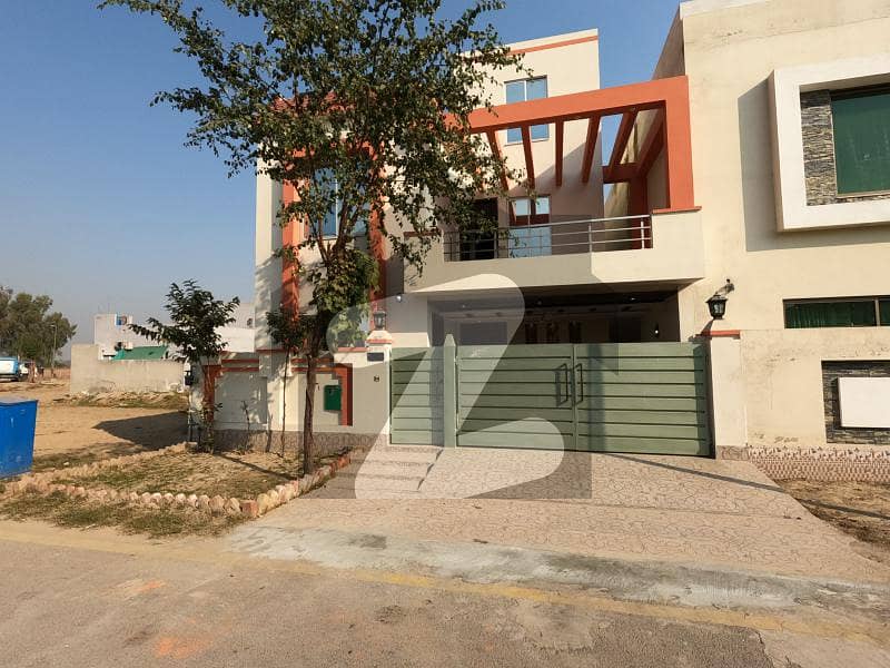 8 Marla House Is Available For Sale In Bahria Nasheman Zinia Block Lahore