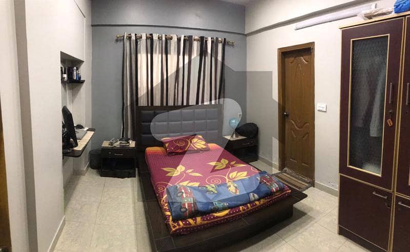 دھوراجی کالونی گلشنِ اقبال ٹاؤن کراچی میں 3 کمروں کا 6 مرلہ زیریں پورشن 2.25 کروڑ میں برائے فروخت۔