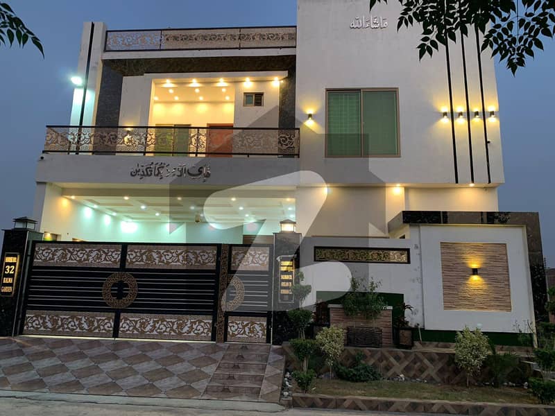 کلمہ گارڈن ساہیوال - فیصل آباد روڈ ساہیوال میں 5 کمروں کا 8 مرلہ مکان 2.8 کروڑ میں برائے فروخت۔