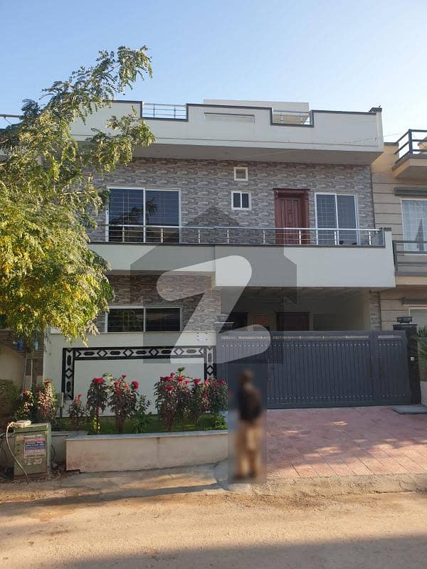 4 Bedroom Attach Washroom One Servant Room Attach Washroom 8 Marla Brand New House Available G-13 Islamabad