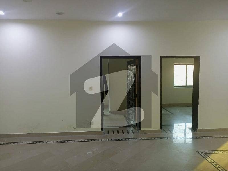 1 Kanal Upper 3 Bed Available For Rent In A Block
