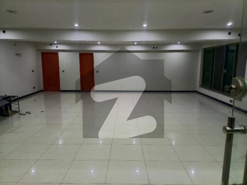 8 Marla Beautiful Commercial Mezzanine Floor For Rent In Paragon City