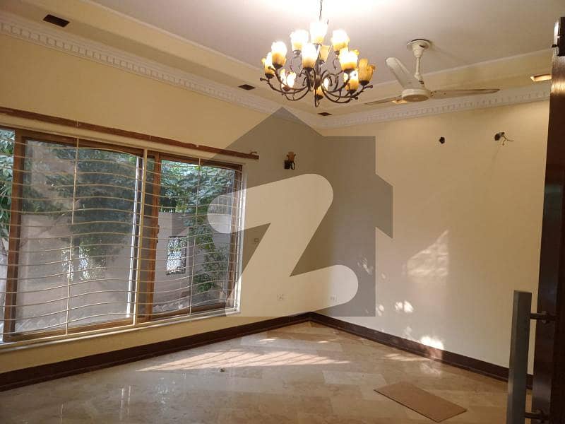 10 Marla beautiful House Available For Rent in DHA Lahore phase 5 Block K