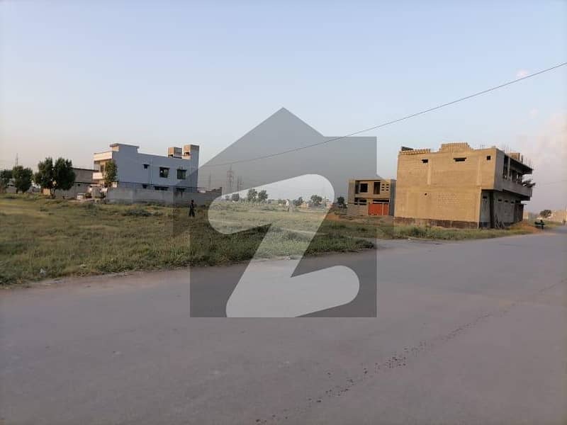 Saadi Town Block 2 Commercial Plot Of Size 83sq Yard Lease Available For Sale