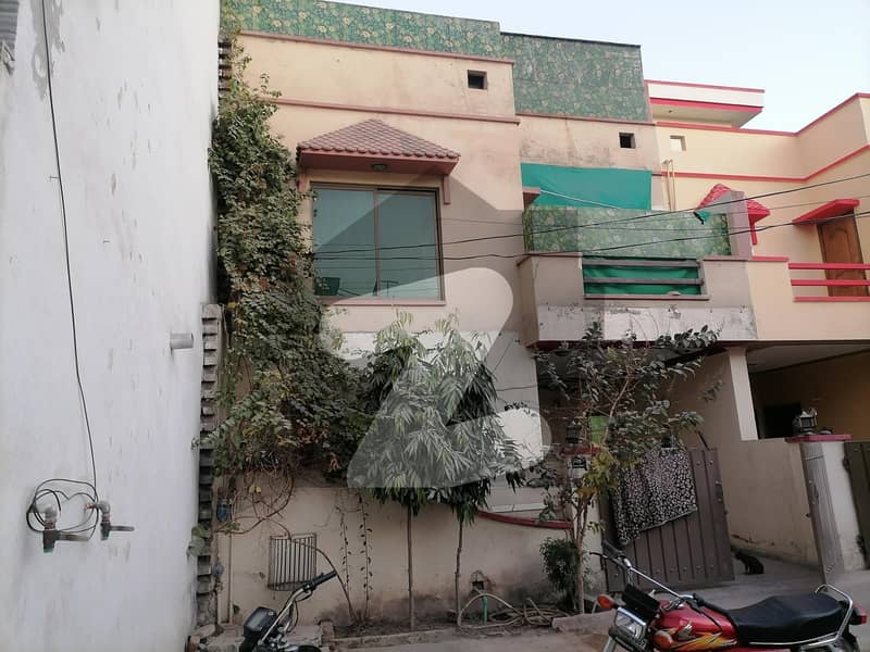 گیریژن ہومز - فیز 2 گیریژن ہومز لاہور میں 4 کمروں کا 5 مرلہ مکان 1.25 کروڑ میں برائے فروخت۔
