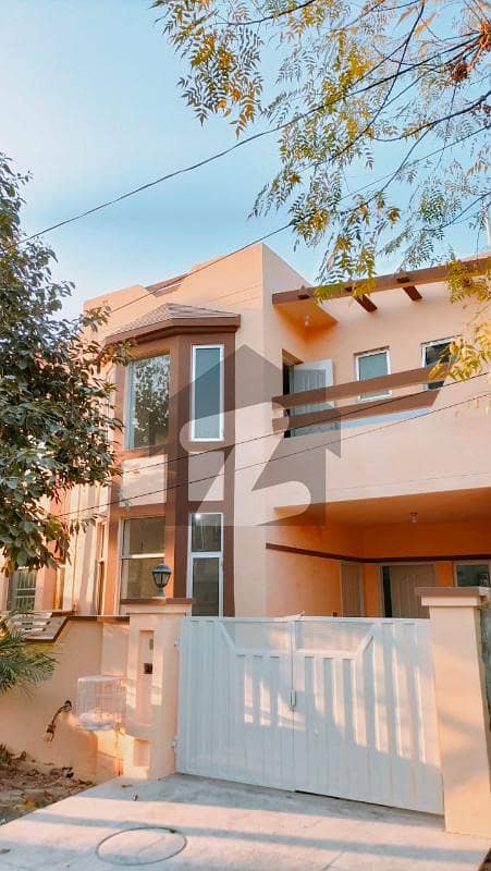 5 Marla Renovated House Available For Sale In M7 Block B Lake City Lahore
