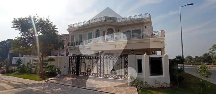 30 Marla Corner Luxury Home Available For Sale In Dream Gardens Lahore.