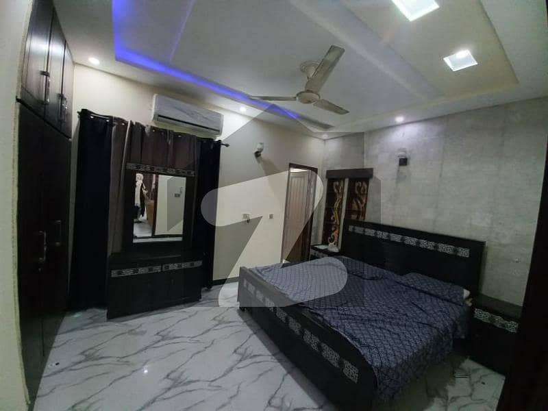 کینال گارڈن لاہور میں 1 کمرے کا 1 مرلہ کمرہ 13 ہزار میں کرایہ پر دستیاب ہے۔