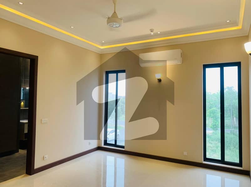 1 Kanal Upper Portion In DHA Phase 7 - Block Z For rent