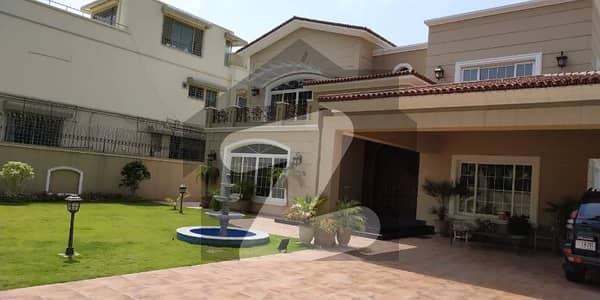 F-7 1200 Square Yard Beautiful Luxury House With Big Garden 8beds With Attached Bathroom Basement Hall Drawing Dining Tv Lounge Kitchen Ac And Heating System
