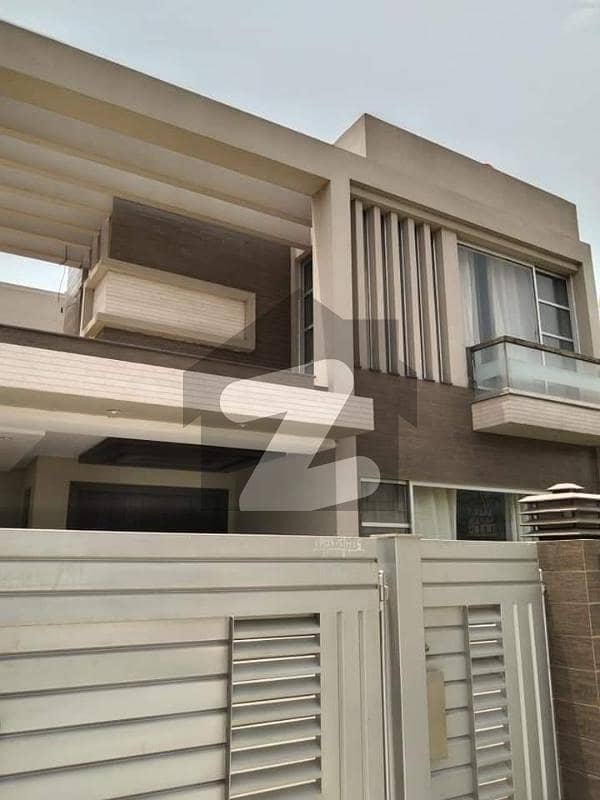 10 Marla House Sale In Dha- Phase 8 -c-block, Lahore