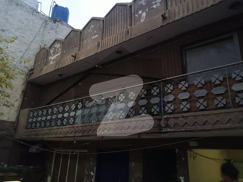 House Of 10 Marla In Dheri Hassanabad For sale