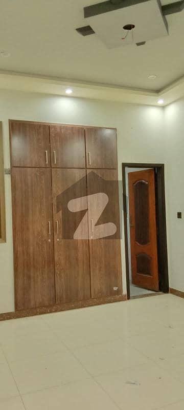 سیکٹر 25-اے - پنجابی سوداگرملٹی پرپز سوسائٹی سکیم 33 - سیکٹر 25-اے سکیم 33 کراچی میں 4 کمروں کا 5 مرلہ مکان 65 ہزار میں کرایہ پر دستیاب ہے۔