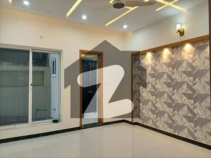 10 Marla House Available For Rent In Bahria Greens -Overseas Enclave-Sector 3
