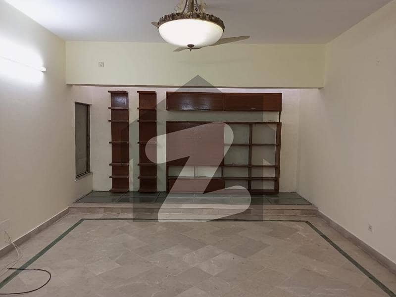 40x80 House For Rent - G-13/1 Islamabad