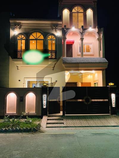 5 Marla House Available For Booking On Easy Instalments 2 Minutes Drive From Bahria Town Lahore