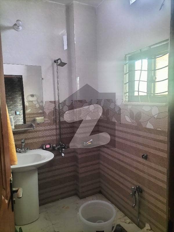 Johar Town Phase 2 Block J2 Full Farnished Flat Johar Town Phase 2