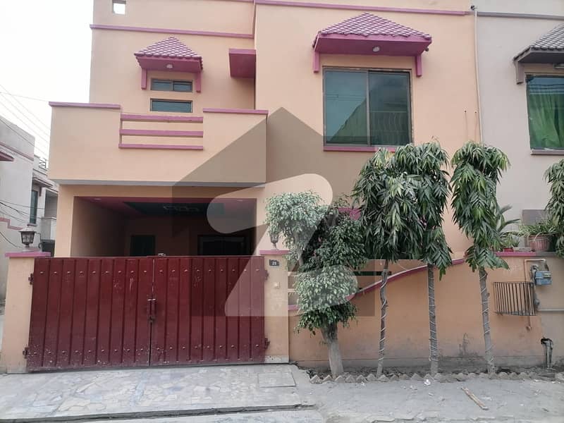 Corner 5 Marla House In Lahore Is Available For sale