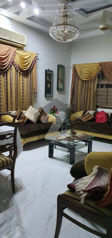 گلستانِِ جوہر ۔ بلاک 8 گلستانِ جوہر کراچی میں 4 کمروں کا 12 مرلہ مکان 3.75 کروڑ میں برائے فروخت۔