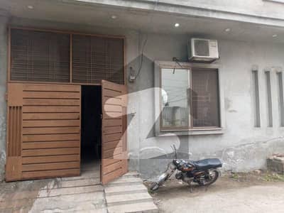 4 Marla Single Storey House In Front Of Hadi Garden With Gas