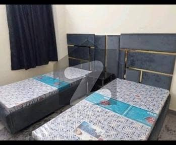 جیل روڈ لاہور میں 2 کمروں کا 5 مرلہ فلیٹ 20 ہزار میں کرایہ پر دستیاب ہے۔
