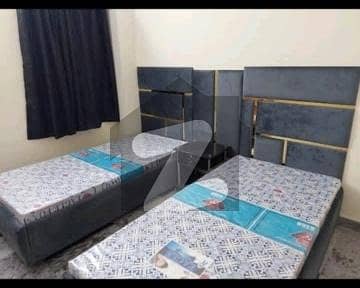 جیل روڈ لاہور میں 2 کمروں کا 5 مرلہ فلیٹ 22 ہزار میں کرایہ پر دستیاب ہے۔