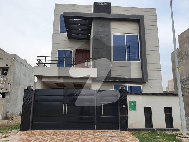 5 Marla House For Rent Good Condition 5 Marla House For Rent Good Condition