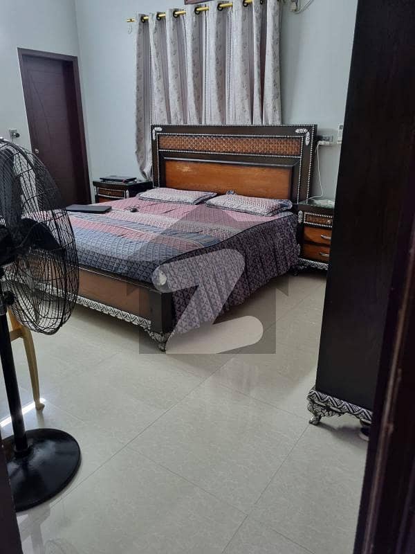 سی پی برار سوسائٹی گلشنِ اقبال ٹاؤن کراچی میں 4 کمروں کا 12 مرلہ فلیٹ 4.5 کروڑ میں برائے فروخت۔