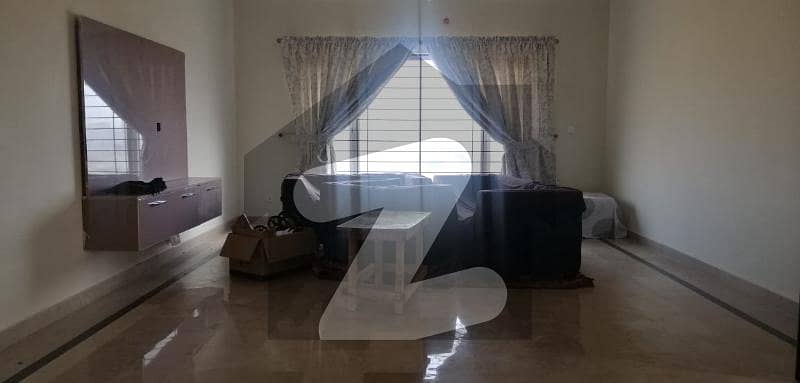 DHA PHASE 7, NEAR MCDONALDS, ONE KANAL BRAND NEW UPPER PORTION 3 BEDS