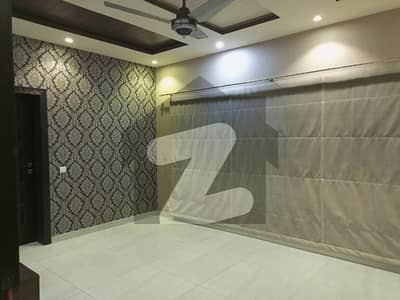 Dha Phase 6 Tv  B/n 1k Bedroom 3 Bathroom 3