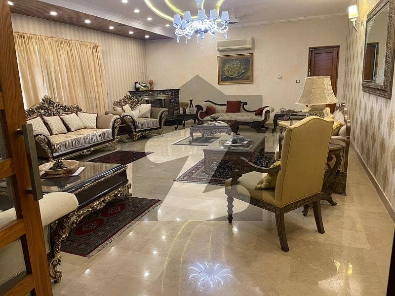 ڈی ایچ اے فیز 1 ڈیفنس (ڈی ایچ اے) لاہور میں 5 کمروں کا 2 کنال مکان 11 کروڑ میں برائے فروخت۔
