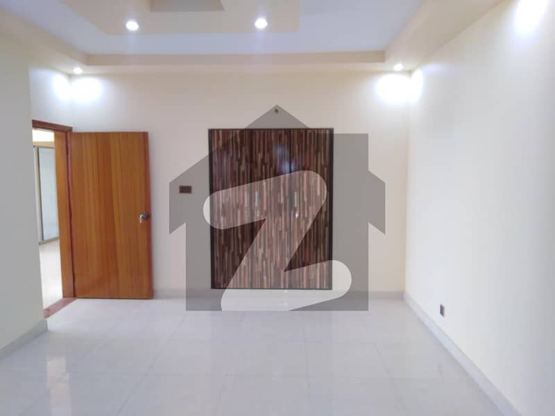 Frere Town 2600 Square Feet Flat Up For sale