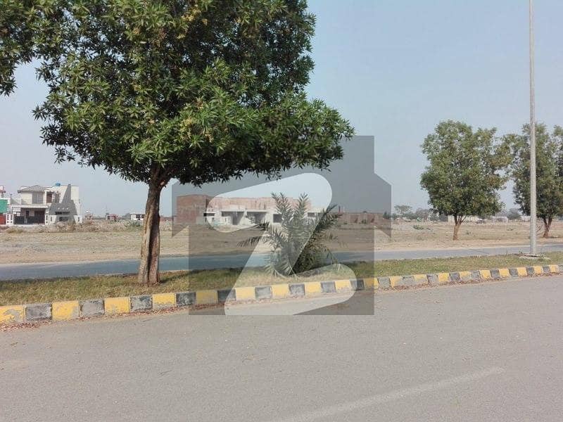 Prime Location Khayaban-e-Amin - Block A Commercial Plot Sized 7 Marla