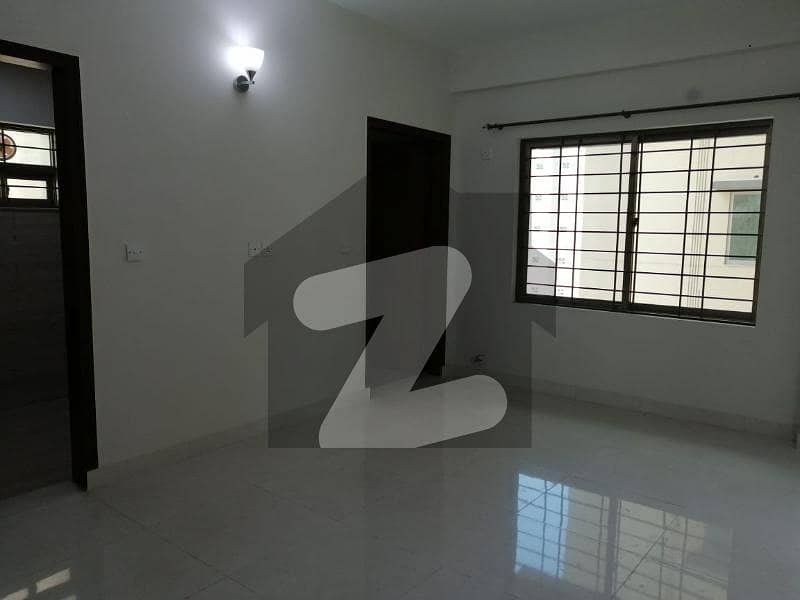 Avail Yourself A Great 2700 Square Feet Flat In Askari 11 - Sector B