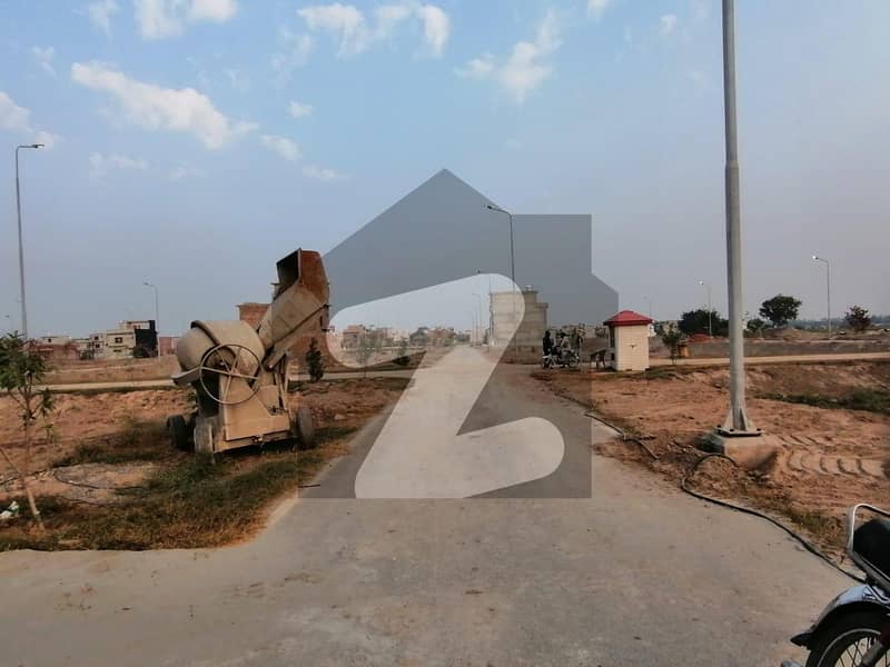 10 Marla Plot For Sale In Jubilee Town Hot Location 40 Feet Road Near To Indus Hospital