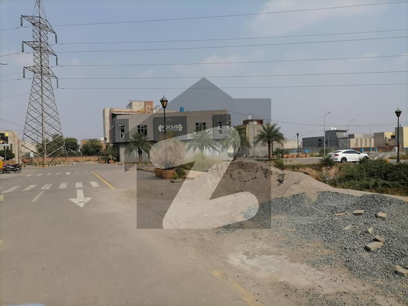 324 Sq Feet Commercial Plot For Sale