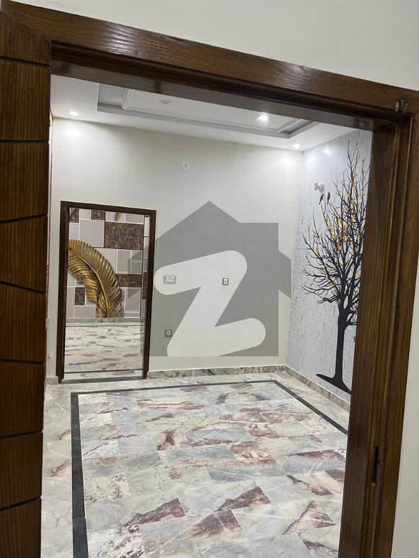 جلو پارک روڈ لاہور میں 2 کمروں کا 4 مرلہ مکان 25 ہزار میں کرایہ پر دستیاب ہے۔