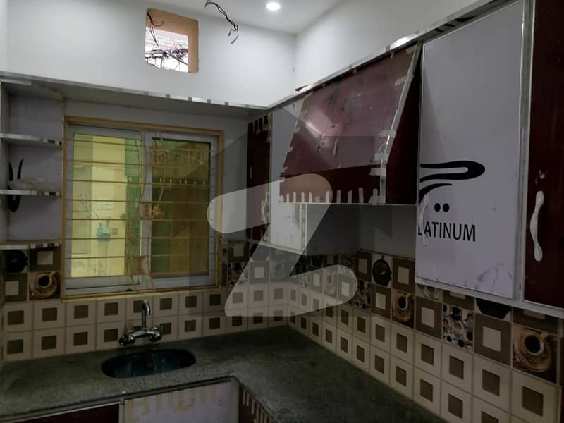 پاک عرب ہاؤسنگ سوسائٹی لاہور میں 1 کمرے کا 5 مرلہ کمرہ 20 ہزار میں کرایہ پر دستیاب ہے۔