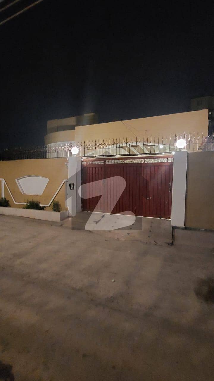 On Excellent Location 10 Marla House Up For sale In Hadi Town